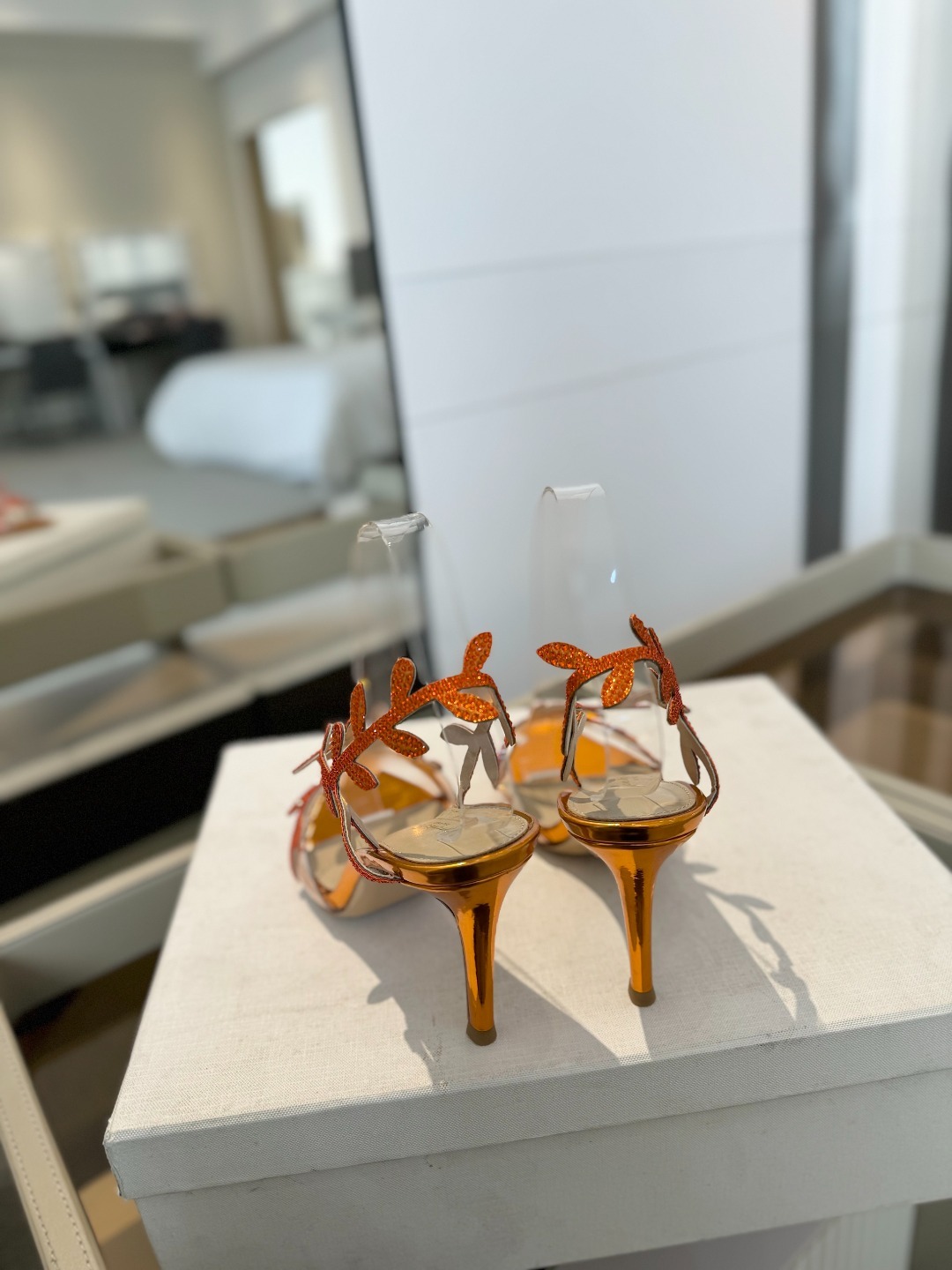 Gianvitorossi2025新款拖鞋顶级版本代购品质!施华洛奇水钻尖头高跟拖鞋宛如从童话中走来的仙
