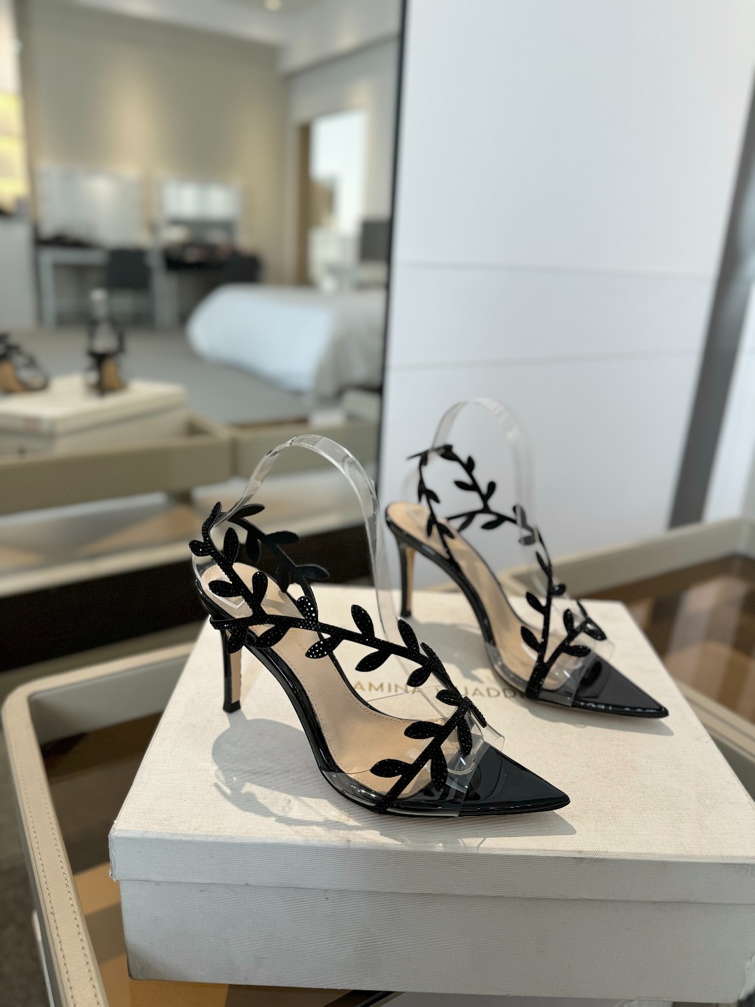 Gianvitorossi2025新款拖鞋顶级版本代购品质!施华洛奇水钻尖头高跟拖鞋宛如从童话中走来的仙