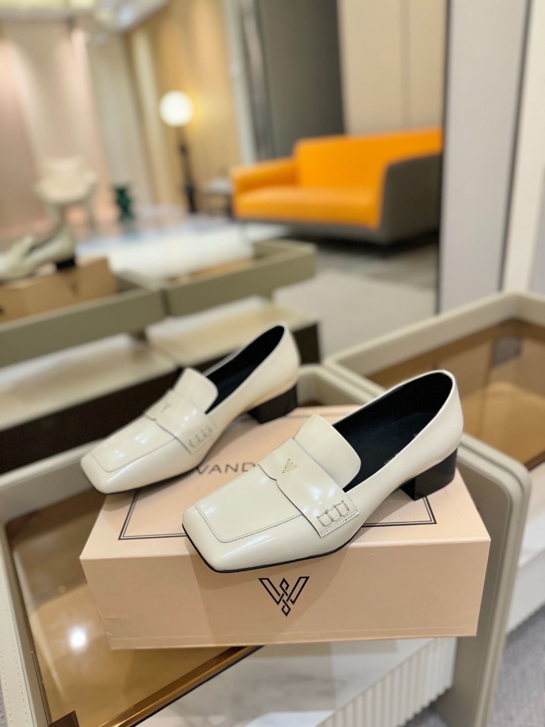 2025 春秋 全网独家授权销售
VANDA NOVAK来自意大利品牌 全网独家