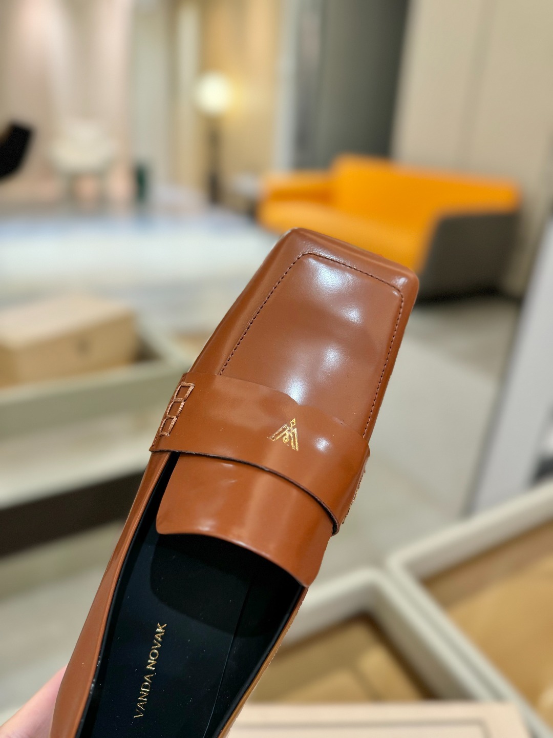 2025 春秋 全网独家授权销售
VANDA NOVAK来自意大利品牌 全网独家