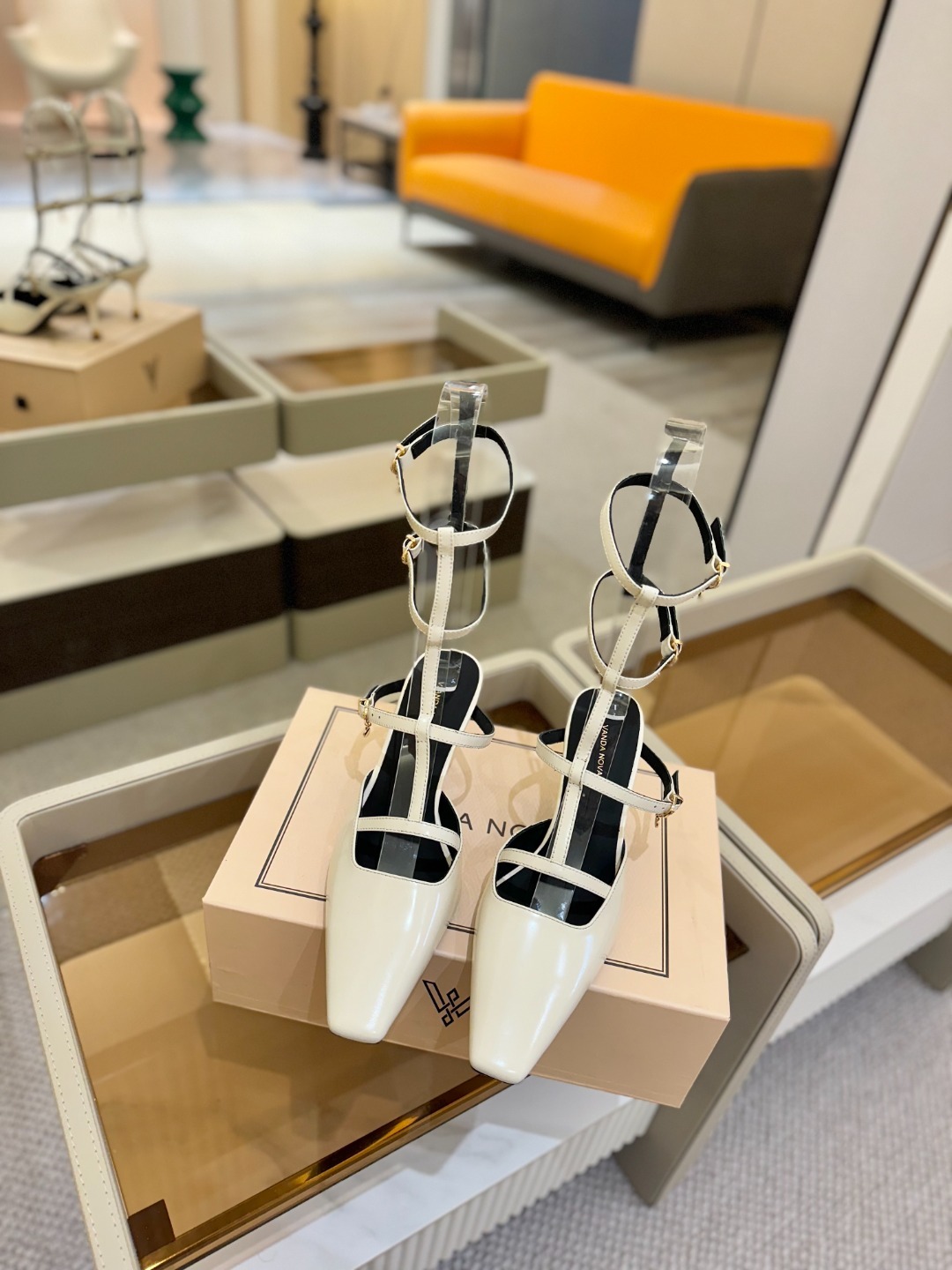 2025 春秋 全网独家授权销售
VANDA NOVAK来自意大利品牌 全网独家