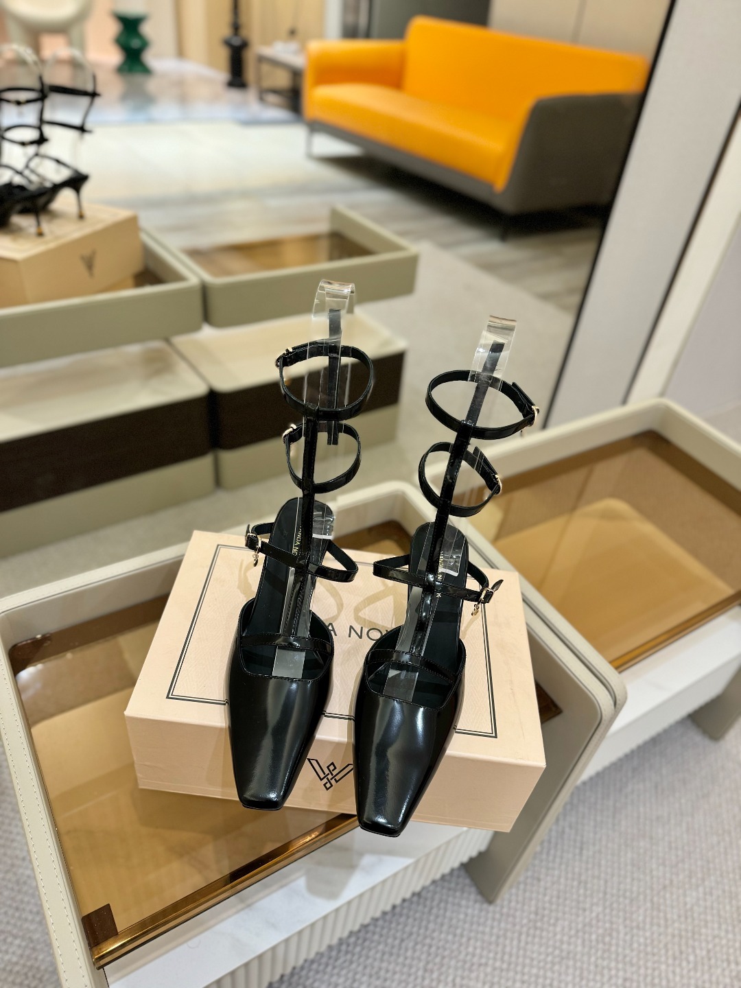 2025 春秋 全网独家授权销售
VANDA NOVAK来自意大利品牌 全网独家