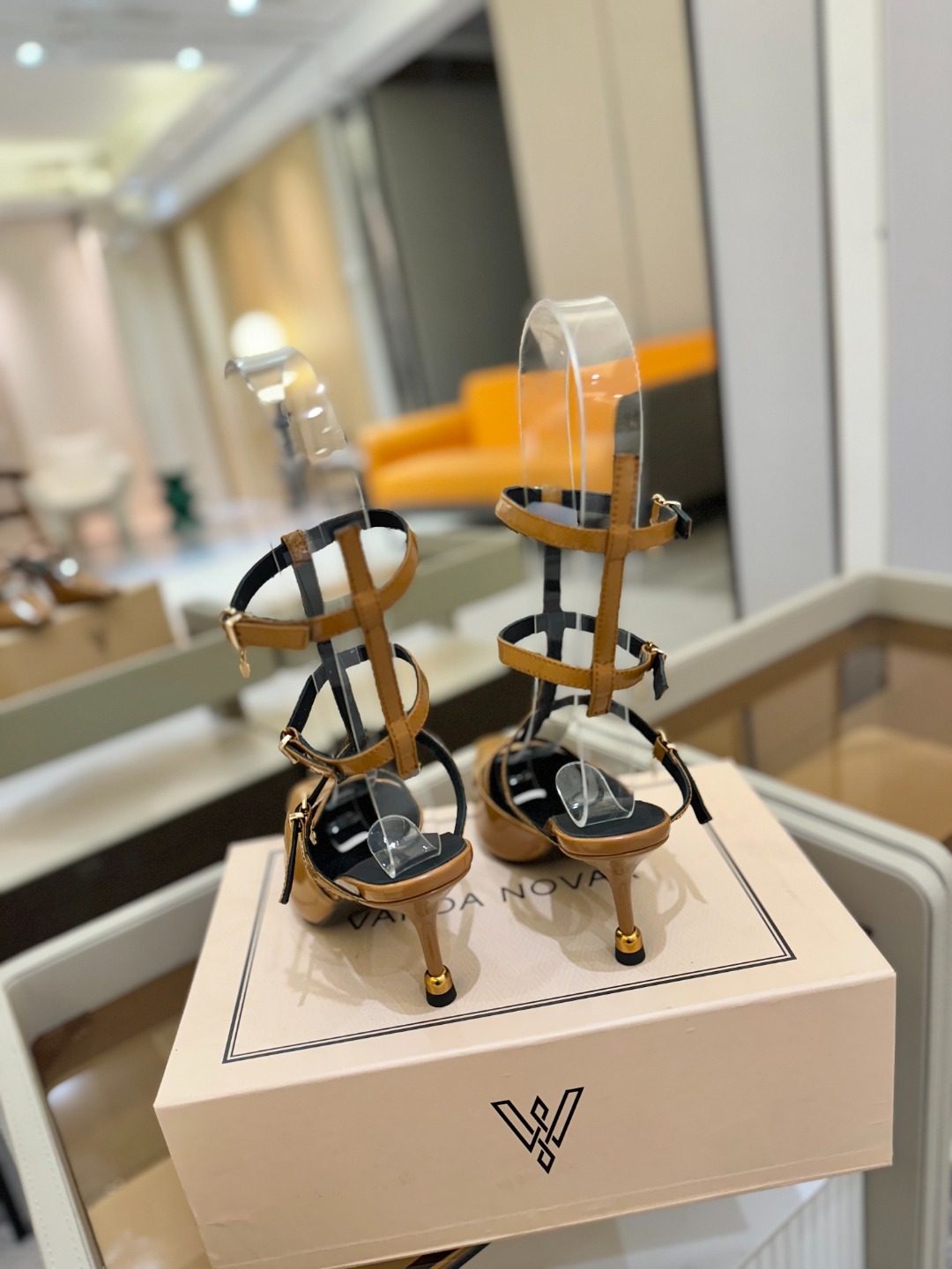 2025 春秋 全网独家授权销售
VANDA NOVAK来自意大利品牌 全网独家