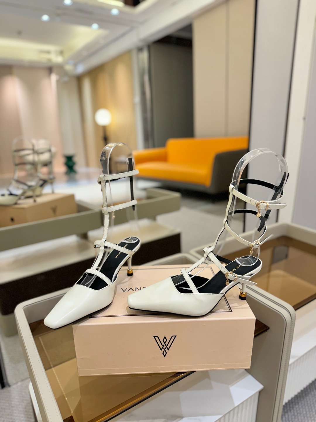 2025 春秋 全网独家授权销售
VANDA NOVAK来自意大利品牌 全网独家
