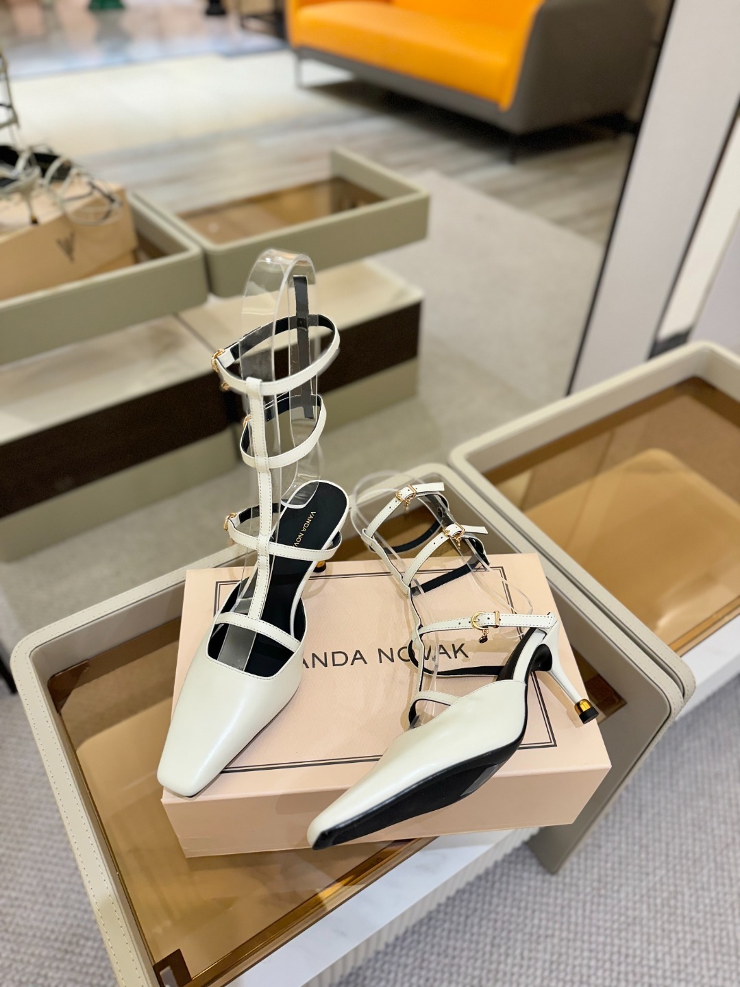2025 春秋 全网独家授权销售
VANDA NOVAK来自意大利品牌 全网独家