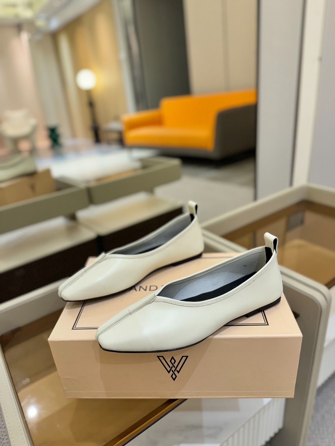 2025 春秋 全网独家授权销售
VANDA NOVAK来自意大利品牌 全网独家
