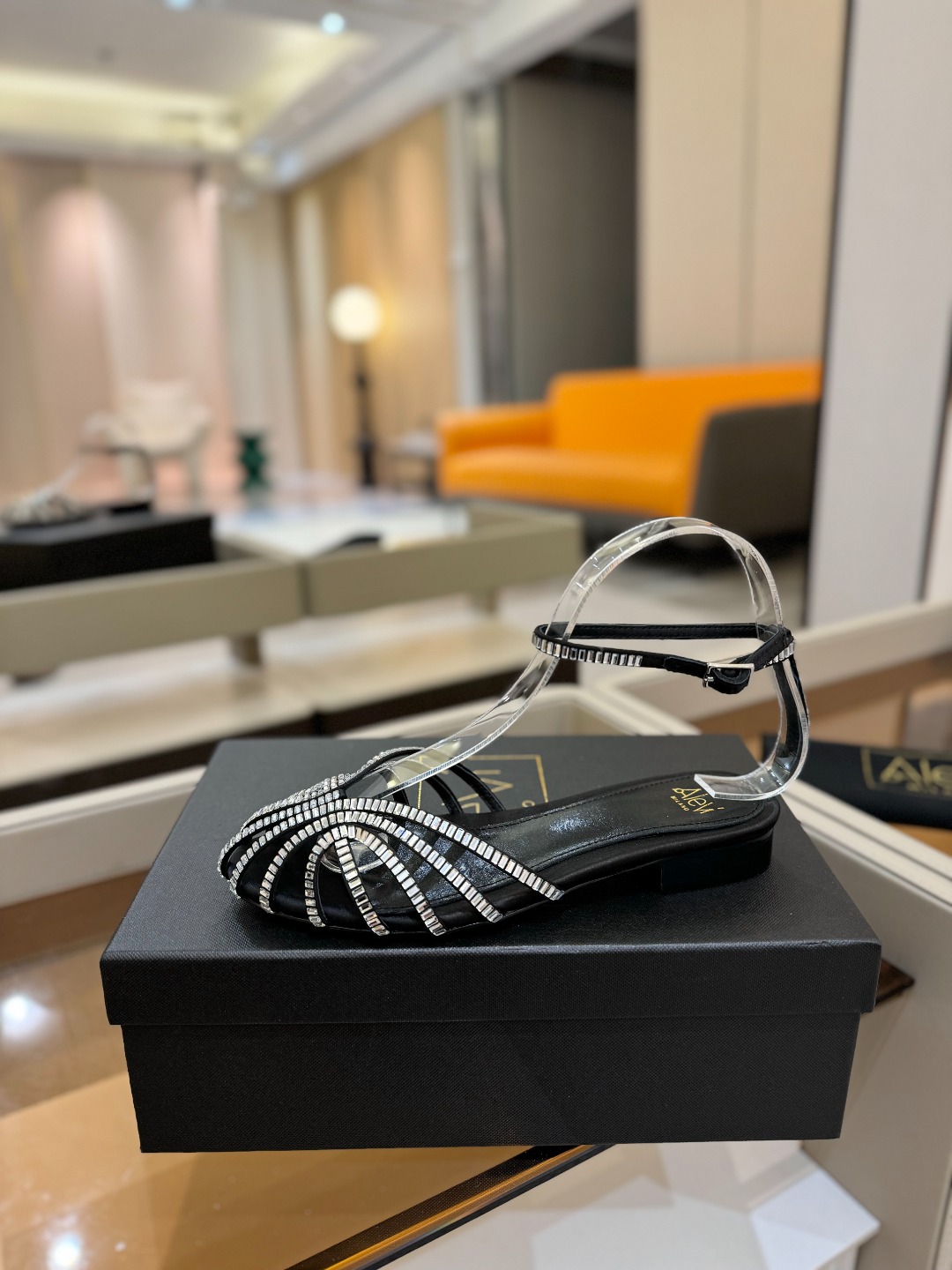 NO:259547,Price Alevi Mlano Alevi Milano flash diamond head flat-soled catwalk sandals A well-known luxury shoe brand co-created by two local Italian women Valentina Micheti and Pera Alexandri The 