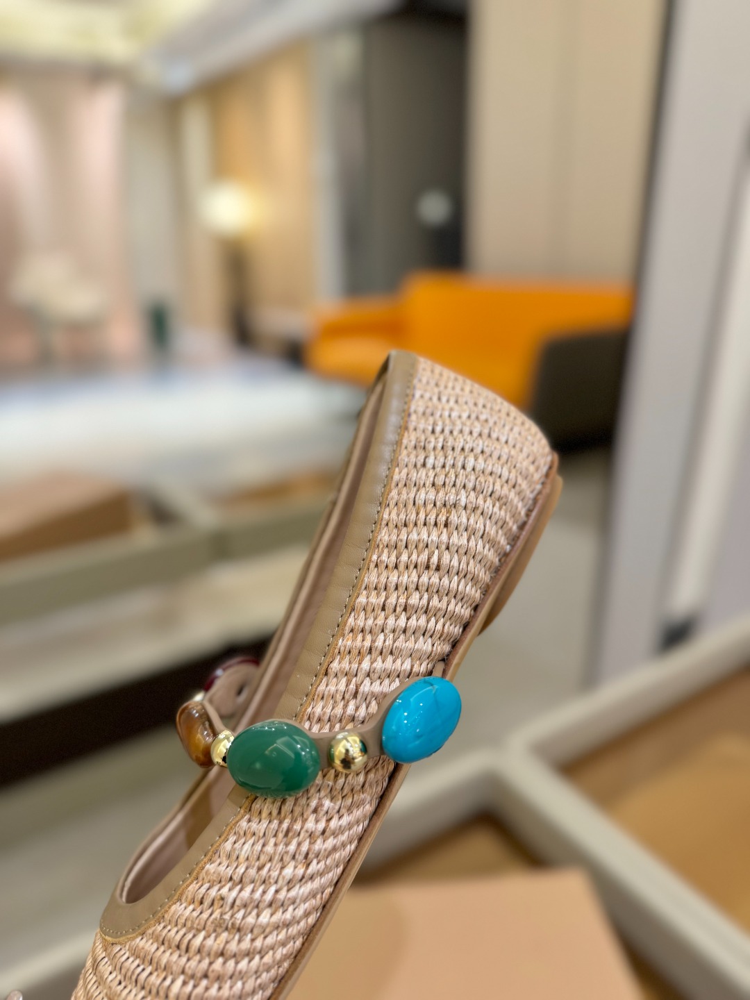 
    Gianvito Rossi
2025  春夏新款  罗西   GR  宝石芭蕾舞鞋平底玛丽珍