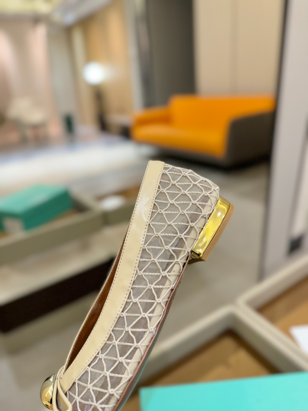
  2025 春夏款 
𝘼𝙦𝙪𝙖𝙯𝙯𝙪𝙧* 菠萝🍍
 Gatsby Sling 平底凉鞋  
ʚɞ  
