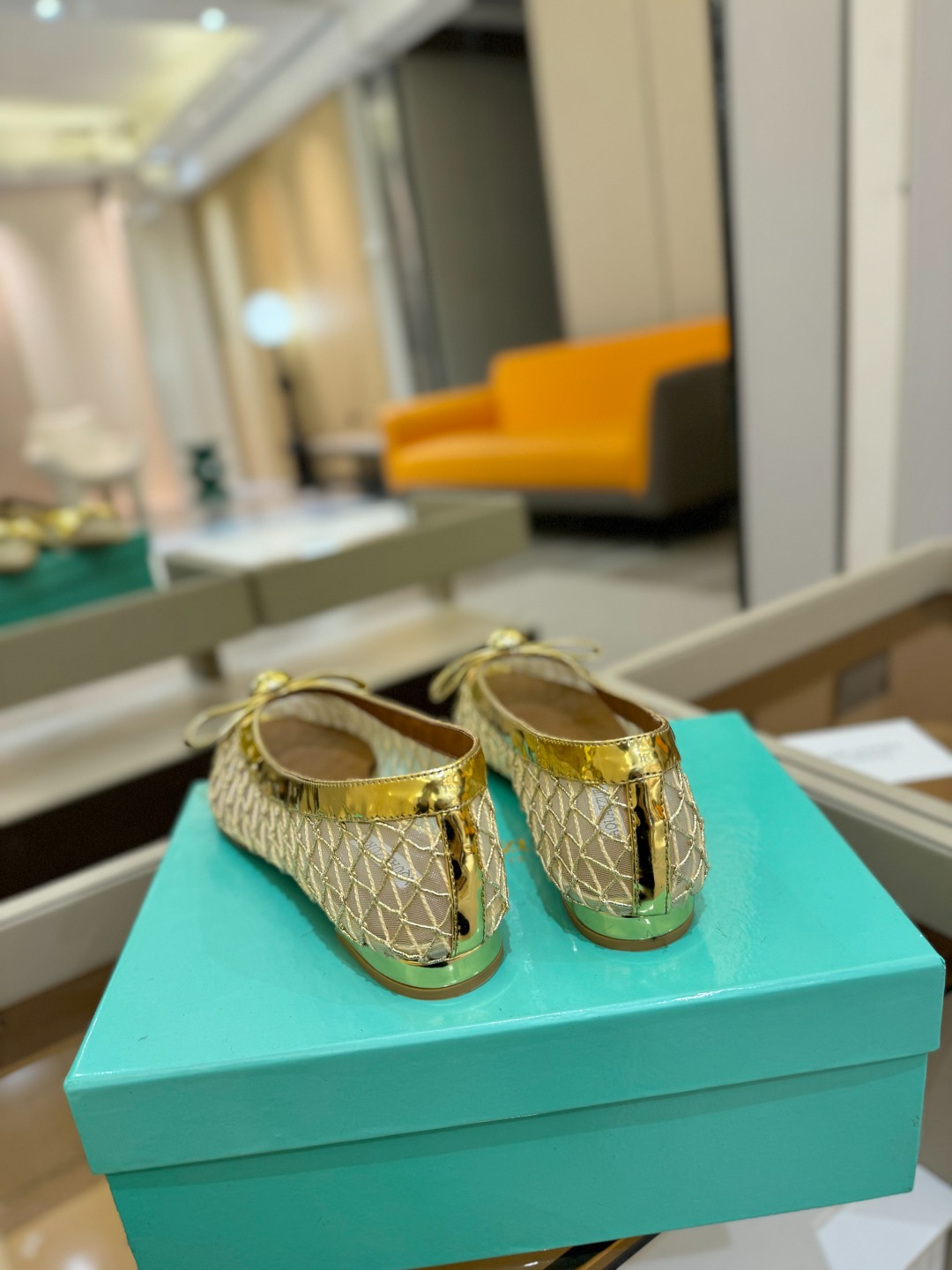 
  2025 春夏款 
𝘼𝙦𝙪𝙖𝙯𝙯𝙪𝙧* 菠萝🍍
 Gatsby Sling 平底凉鞋  
ʚɞ  