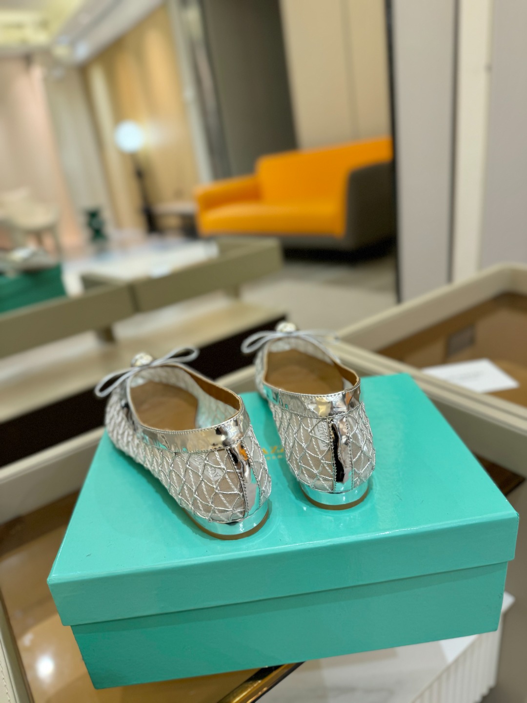 
  2025 春夏款 
𝘼𝙦𝙪𝙖𝙯𝙯𝙪𝙧* 菠萝🍍
 Gatsby Sling 平底凉鞋  
ʚɞ  