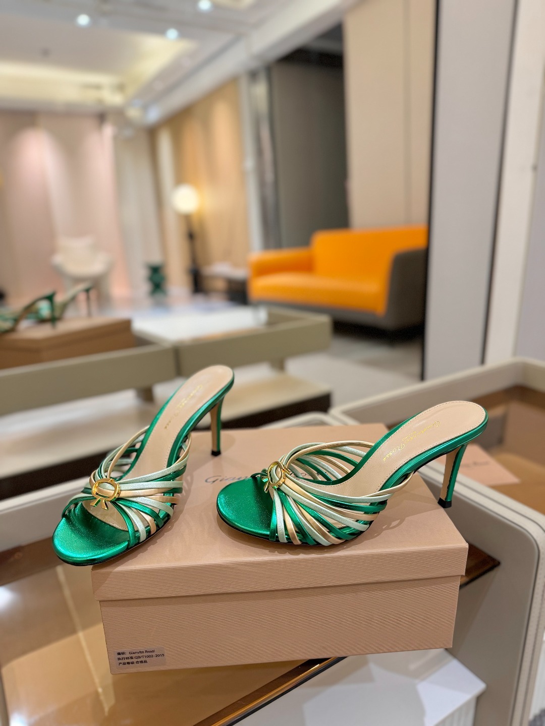Gianvito Rossi
👠2025新款拖鞋
原版开发 顶级版本 代购品质
Gianvito