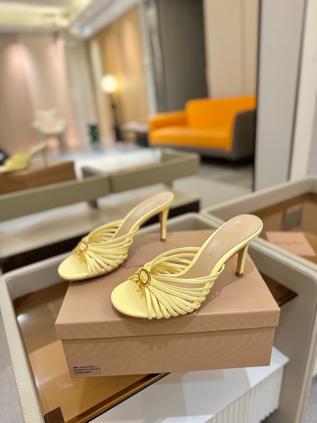 Gianvito Rossi
👠2025新款拖鞋
原版开发 顶级版本 代购品质
Gianvito