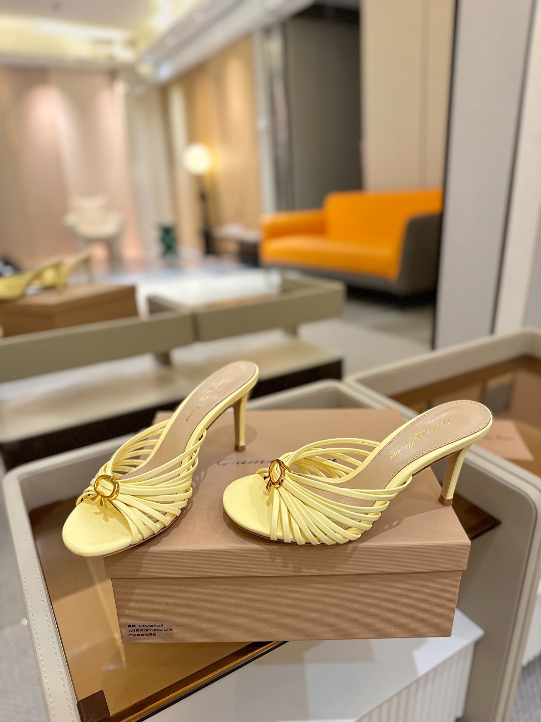 Gianvito Rossi
👠2025新款拖鞋
原版开发 顶级版本 代购品质
Gianvito