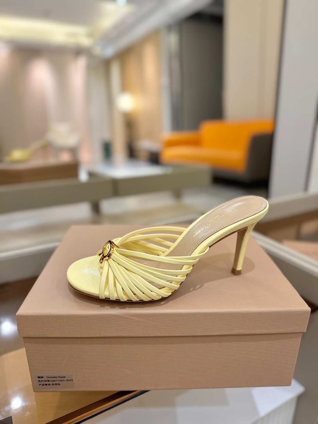 Gianvito Rossi
👠2025新款拖鞋
原版开发 顶级版本 代购品质
Gianvito
