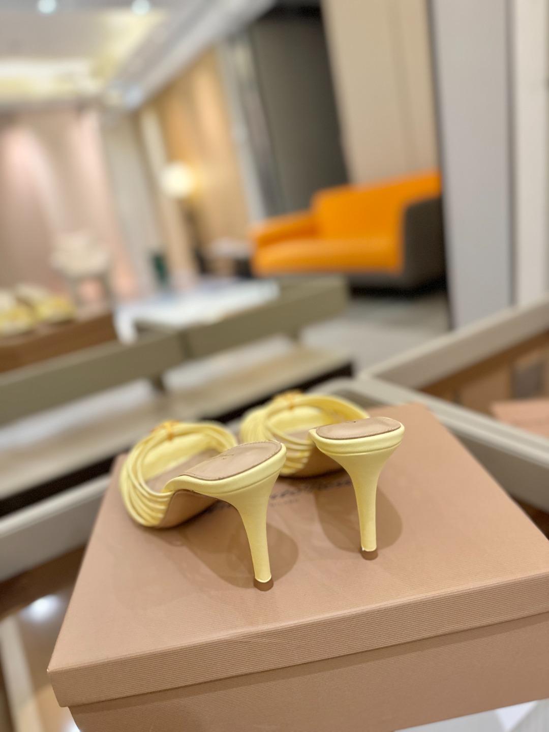 Gianvito Rossi
👠2025新款拖鞋
原版开发 顶级版本 代购品质
Gianvito