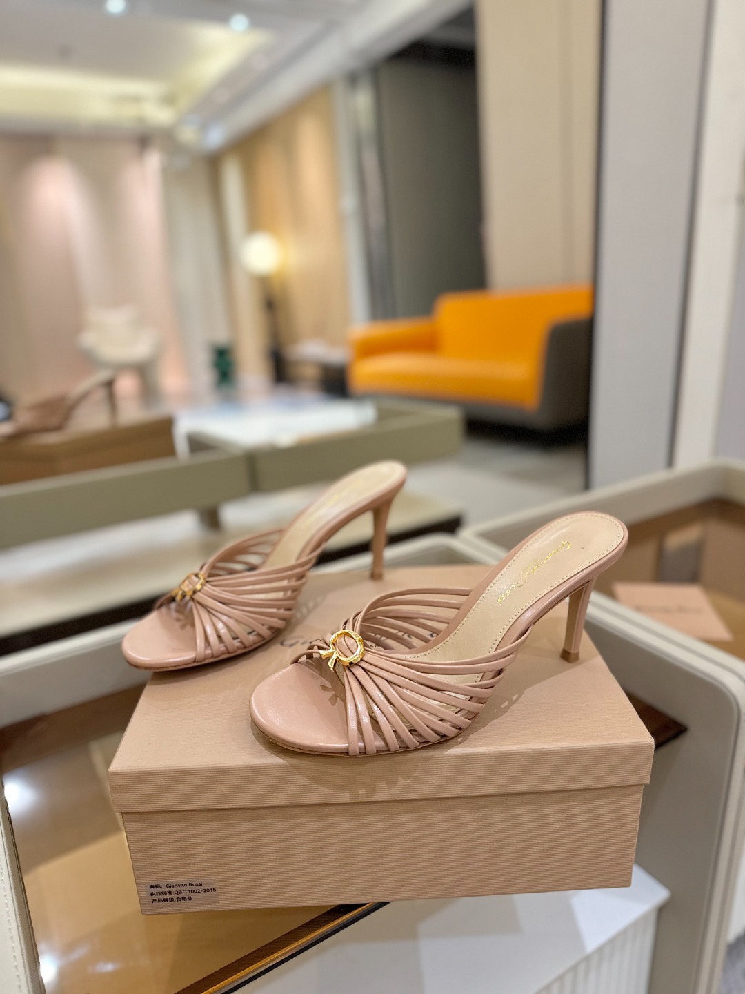 Gianvito Rossi
👠2025新款拖鞋
原版开发 顶级版本 代购品质
Gianvito