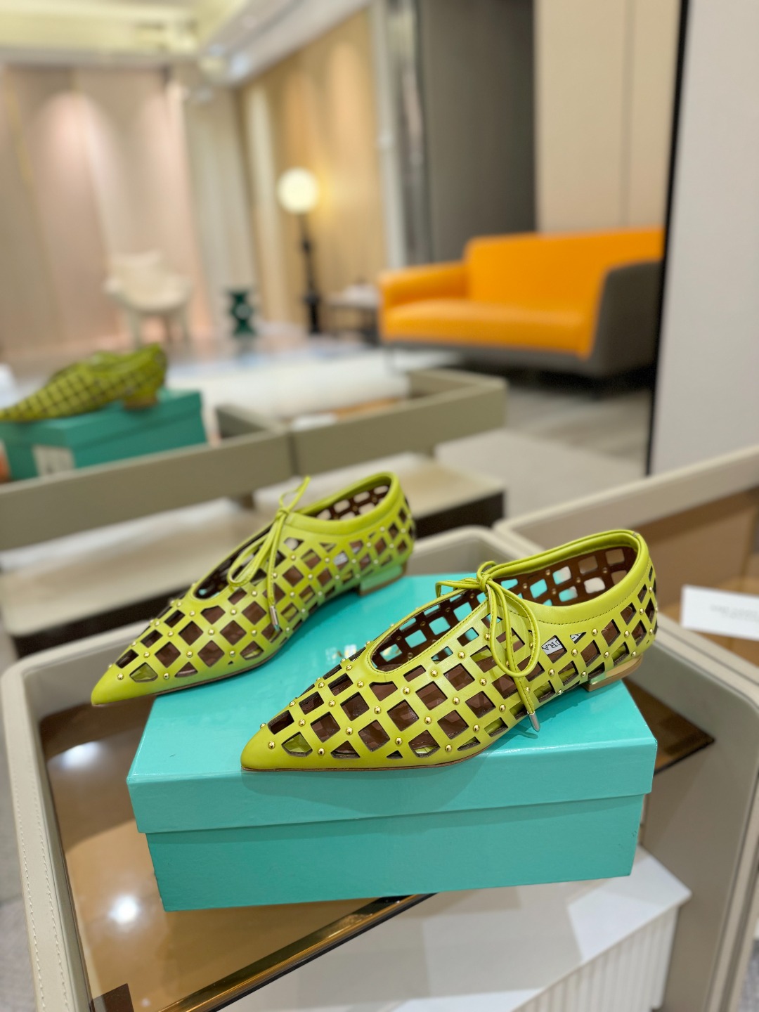 
  2025 春夏款 
𝘼𝙦𝙪𝙖𝙯𝙯𝙪𝙧* 菠萝🍍
 Gatsby Sling 平底凉鞋  
ʚɞ  