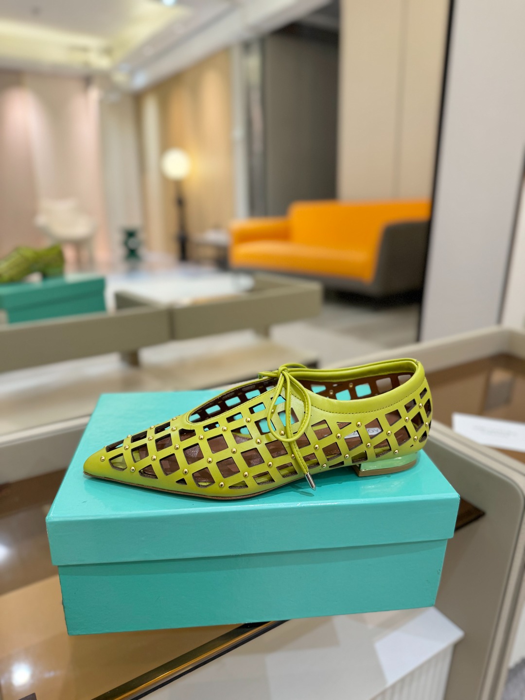 
  2025 春夏款 
𝘼𝙦𝙪𝙖𝙯𝙯𝙪𝙧* 菠萝🍍
 Gatsby Sling 平底凉鞋  
ʚɞ  