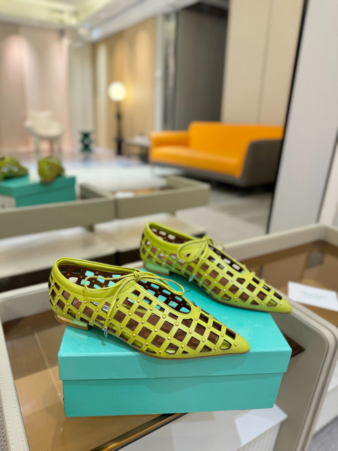 
  2025 春夏款 
𝘼𝙦𝙪𝙖𝙯𝙯𝙪𝙧* 菠萝🍍
 Gatsby Sling 平底凉鞋  
ʚɞ  