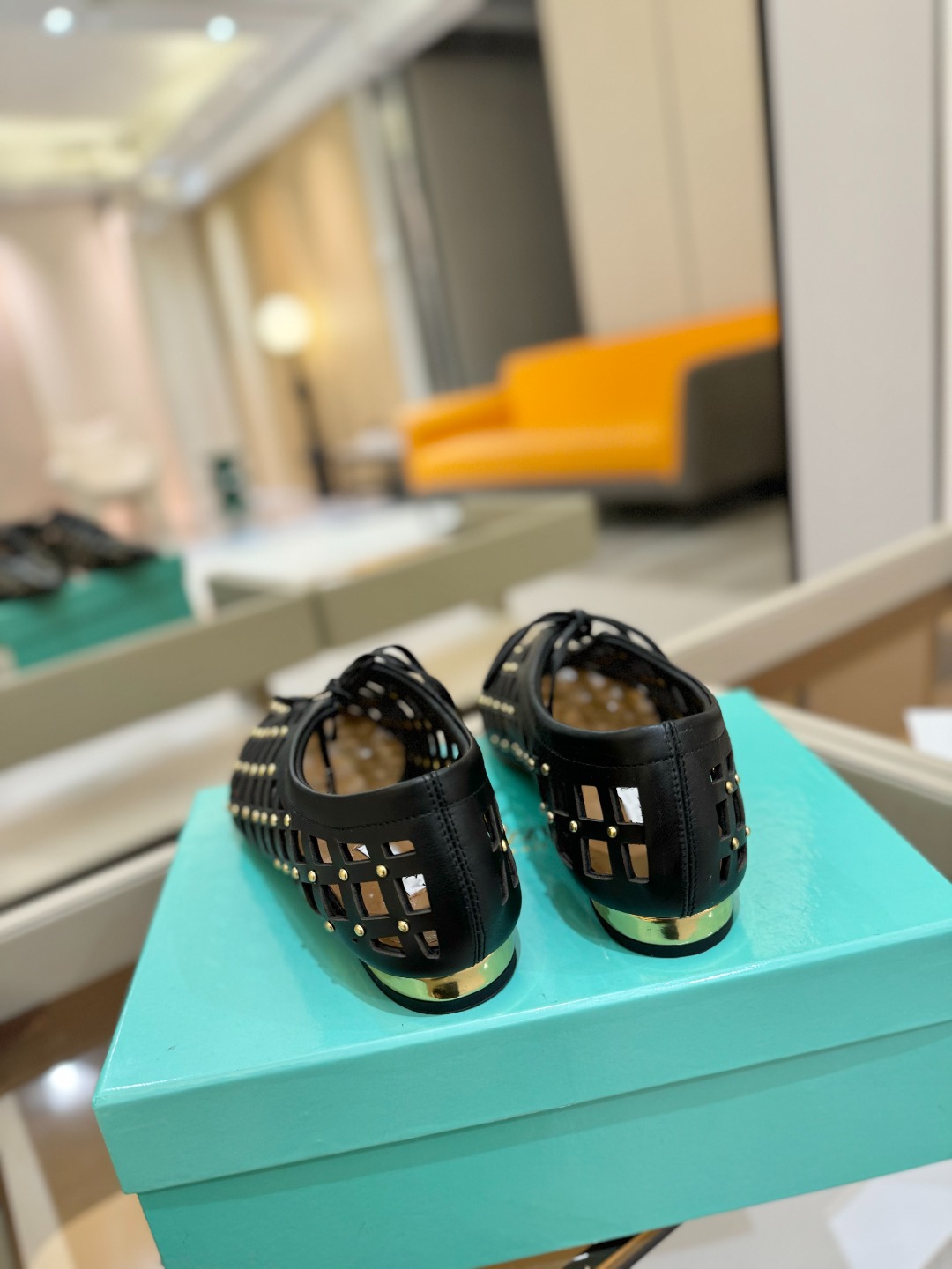 
  2025 春夏款 
𝘼𝙦𝙪𝙖𝙯𝙯𝙪𝙧* 菠萝🍍
 Gatsby Sling 平底凉鞋  
ʚɞ  