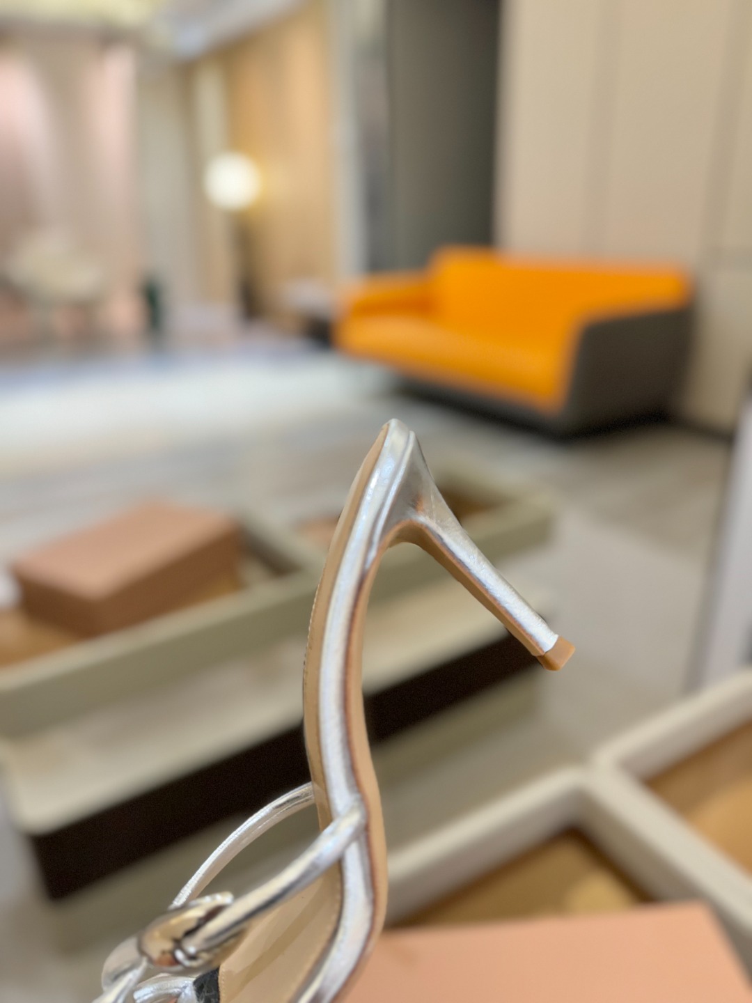 
Gianvito Rossi 
👠2025拖鞋
 原版开发     顶级版本       代购品质👍
