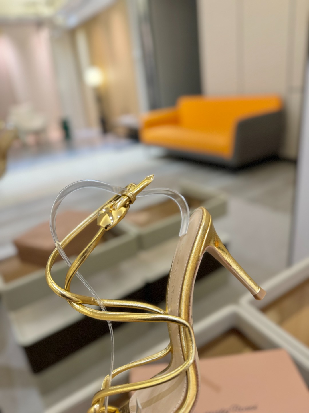 ”
Gianvito Rossi 
👠2025凉鞋
 原版开发     顶级版本       代购品质👍