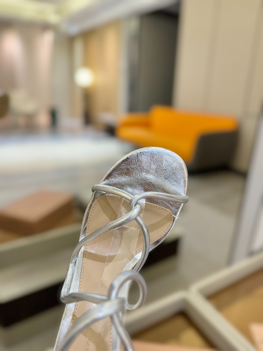 ”
Gianvito Rossi 
👠2025凉鞋
 原版开发     顶级版本       代购品质👍