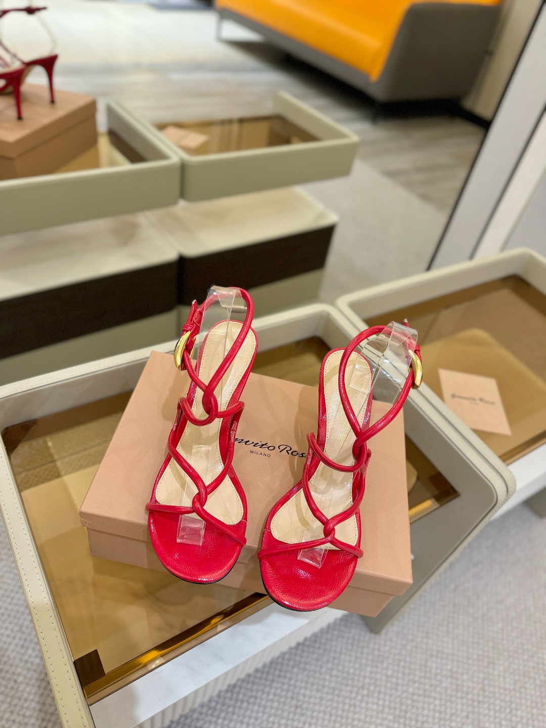 ”
Gianvito Rossi 
👠2025凉鞋
 原版开发     顶级版本       代购品质👍