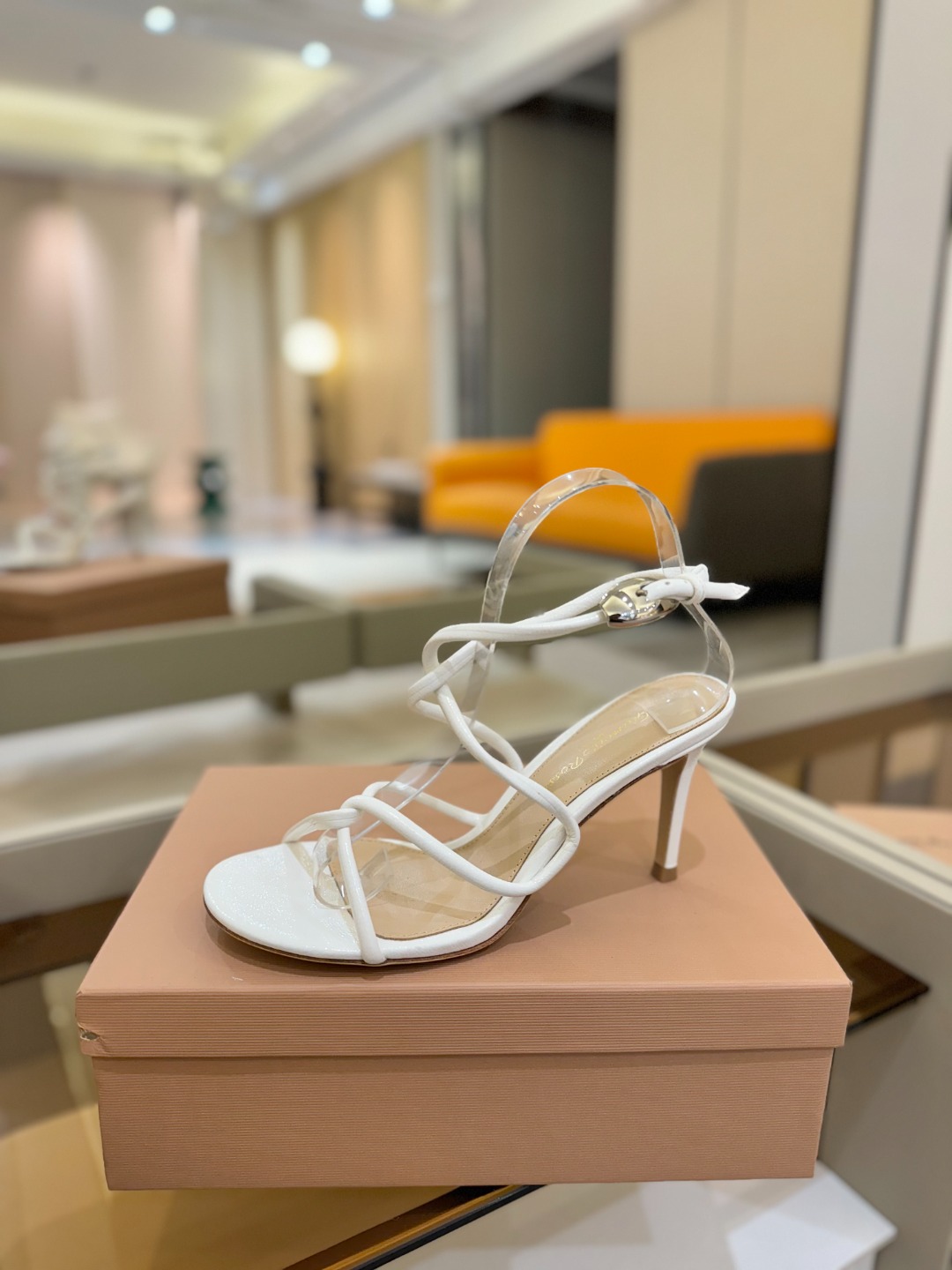 ”
Gianvito Rossi 
👠2025凉鞋
 原版开发     顶级版本       代购品质👍