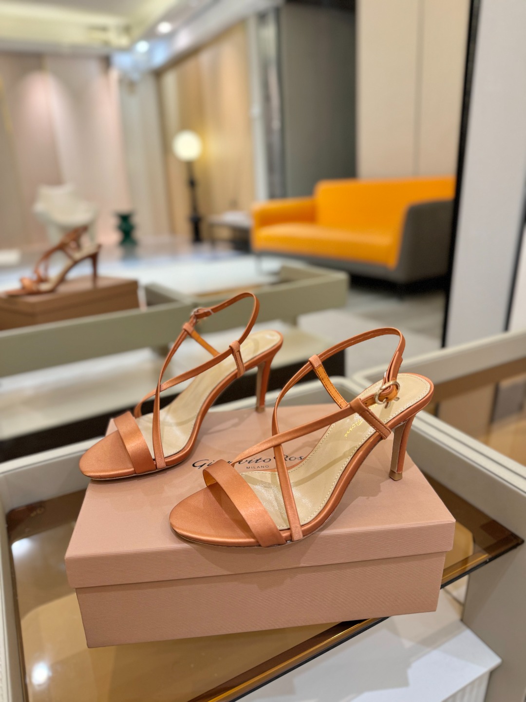 
   𝙂𝙞𝙖𝙣𝙫𝙞𝙩𝙤 𝙧𝙤𝙨𝙨𝙞  
     吉安维托·罗西 
    Gianvito ross