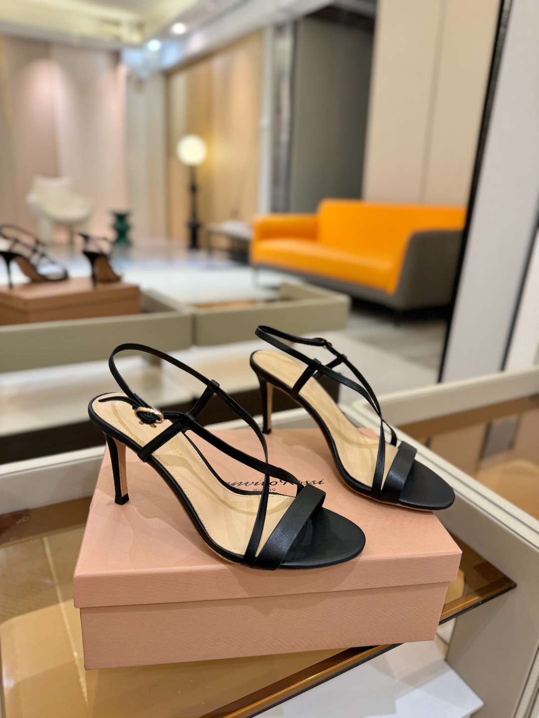 
   𝙂𝙞𝙖𝙣𝙫𝙞𝙩𝙤 𝙧𝙤𝙨𝙨𝙞  
     吉安维托·罗西 
    Gianvito ross