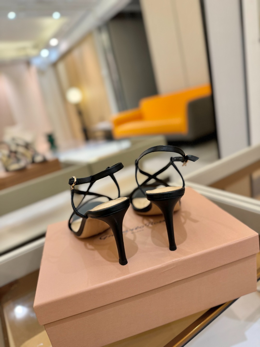 
   𝙂𝙞𝙖𝙣𝙫𝙞𝙩𝙤 𝙧𝙤𝙨𝙨𝙞  
     吉安维托·罗西 
    Gianvito ross