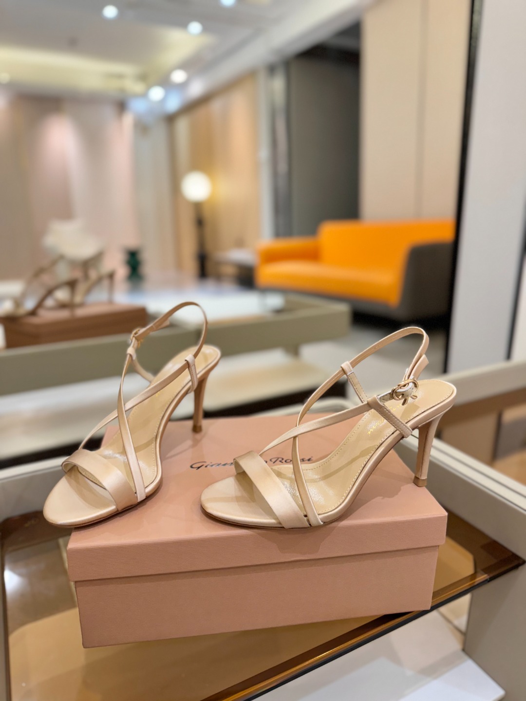 
   𝙂𝙞𝙖𝙣𝙫𝙞𝙩𝙤 𝙧𝙤𝙨𝙨𝙞  
     吉安维托·罗西 
    Gianvito ross