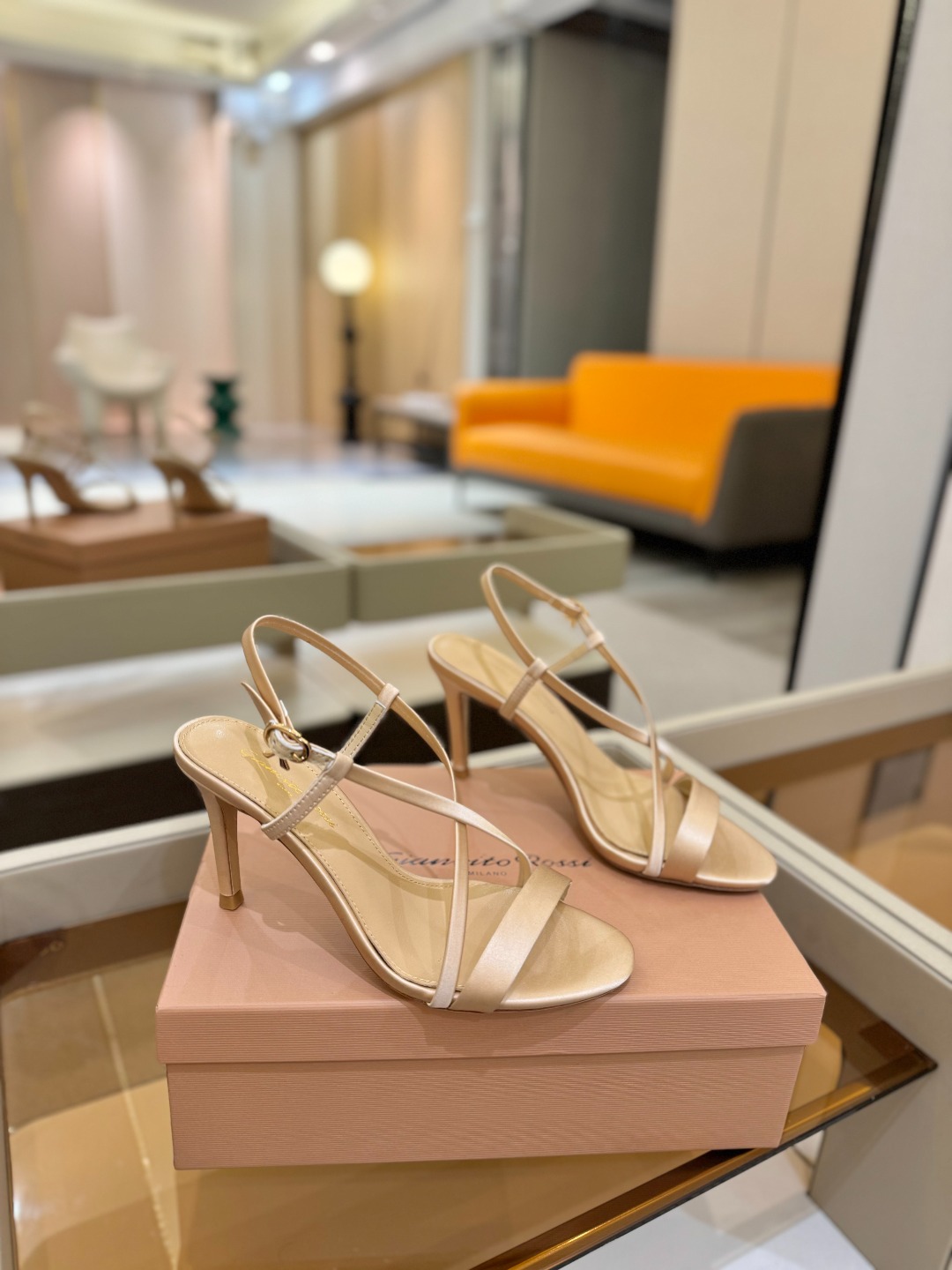 
   𝙂𝙞𝙖𝙣𝙫𝙞𝙩𝙤 𝙧𝙤𝙨𝙨𝙞  
     吉安维托·罗西 
    Gianvito ross