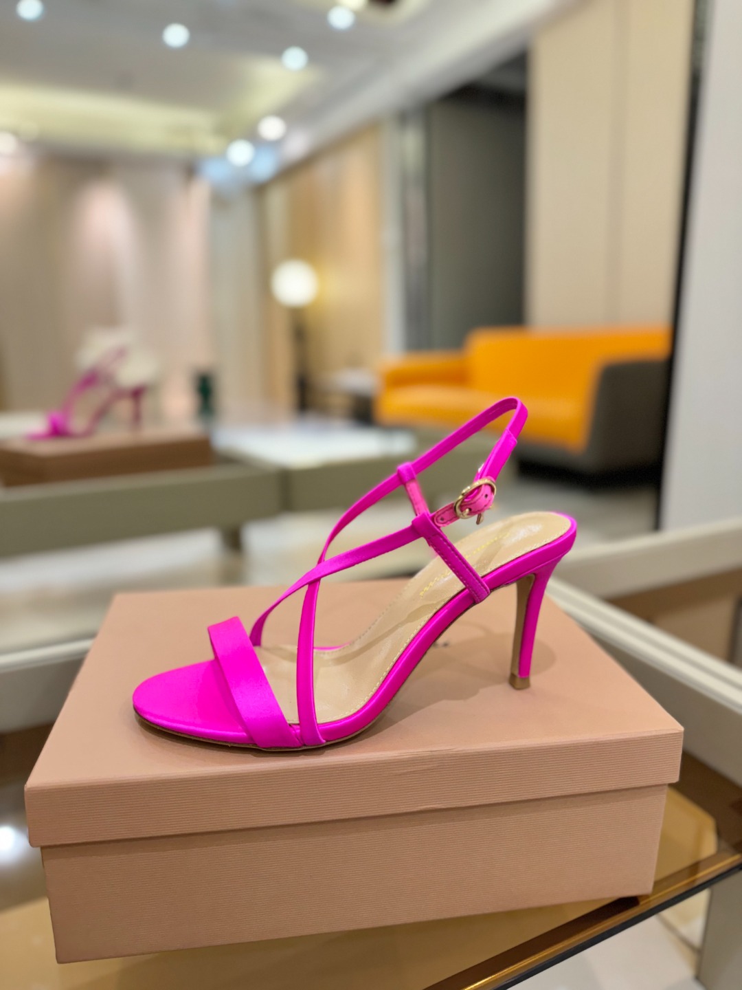 
   𝙂𝙞𝙖𝙣𝙫𝙞𝙩𝙤 𝙧𝙤𝙨𝙨𝙞  
     吉安维托·罗西 
    Gianvito ross