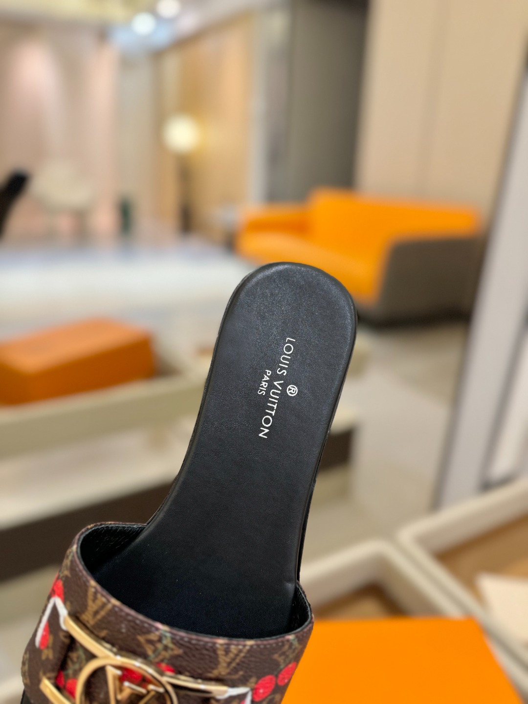 
                               Louis Vuitton
      