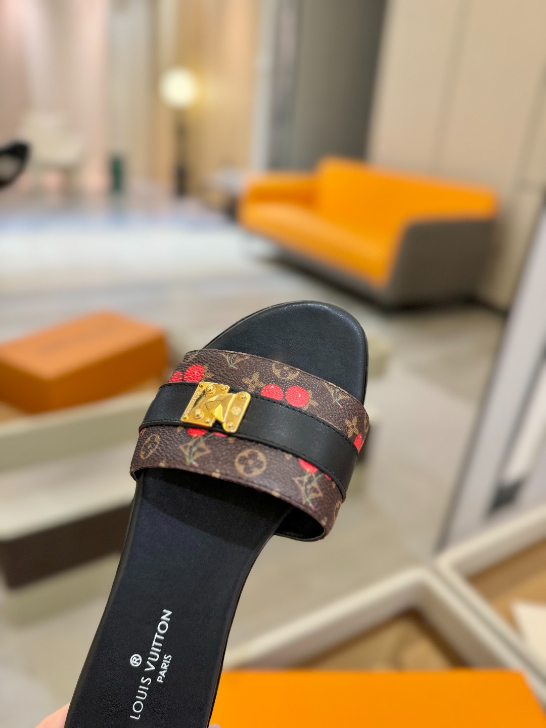
                               Louis Vuitton
      