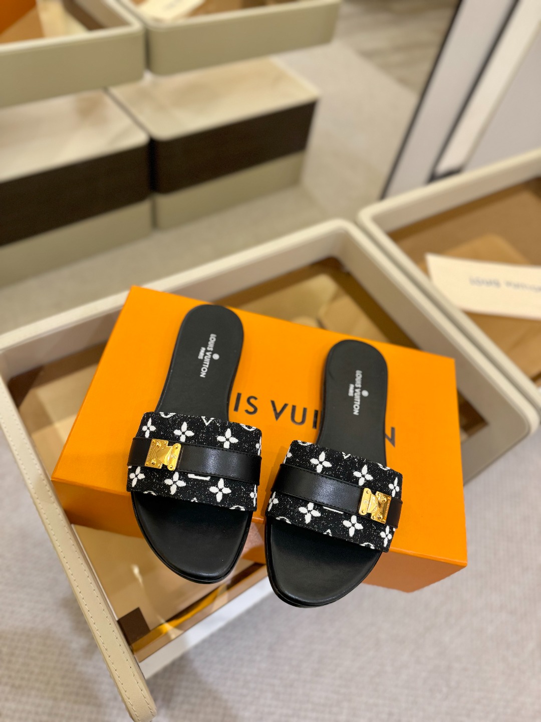 
                               Louis Vuitton
      