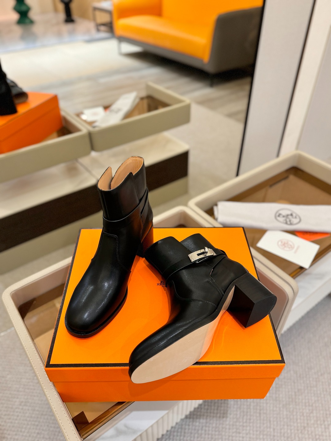 Hermes 🐴 高级 辣妹 爱马仕 justine 小牛皮 圆头套筒 骑士筒靴顶级牛品匠心好货!!经典