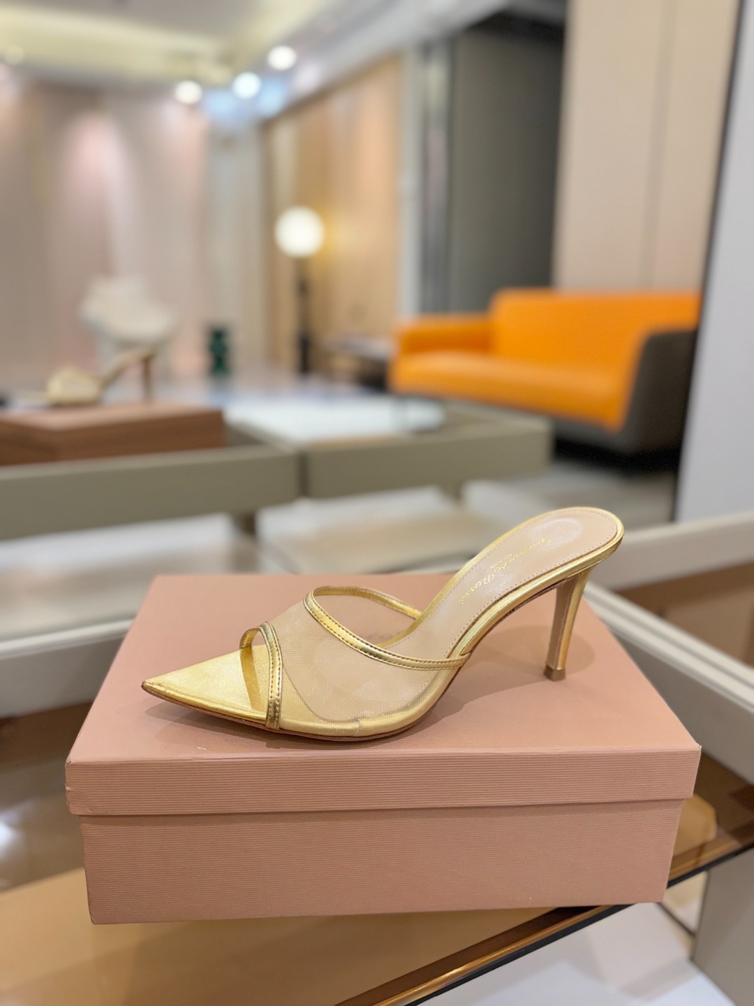 Gianvito Rossi 👠2025新款拖鞋原版开发 顶级版本 代购品质👡这双羊京搭配网高跟尖头后空