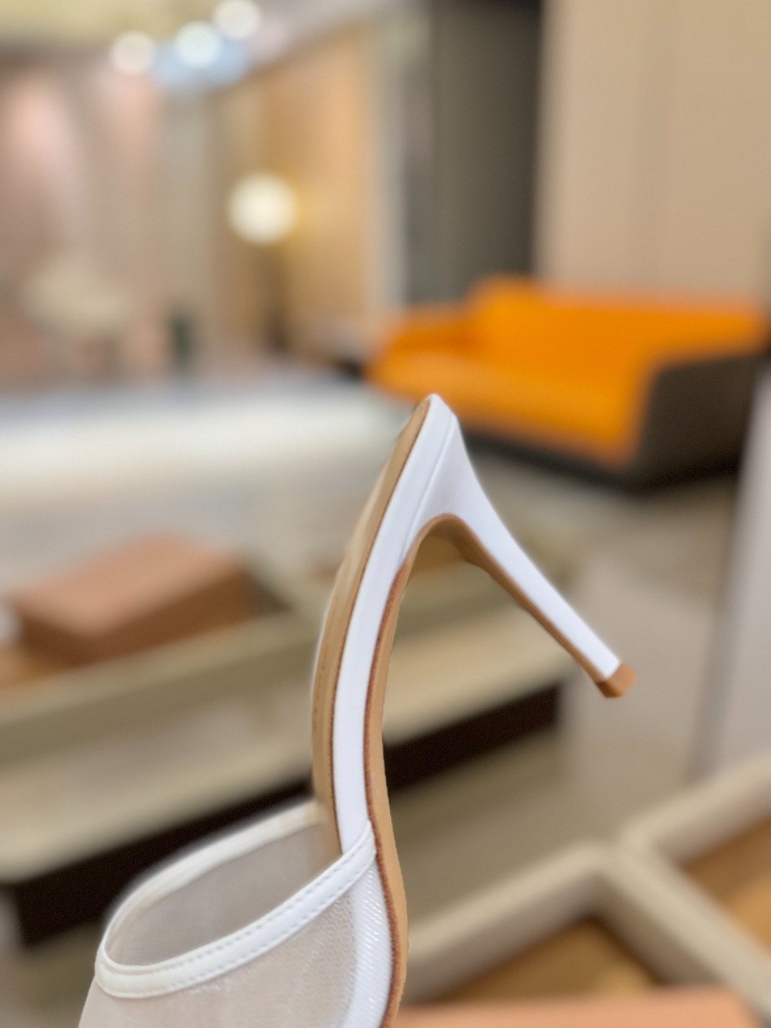 Gianvito Rossi 👠2025新款拖鞋原版开发 顶级版本 代购品质👡这双羊京搭配网高跟尖头后空