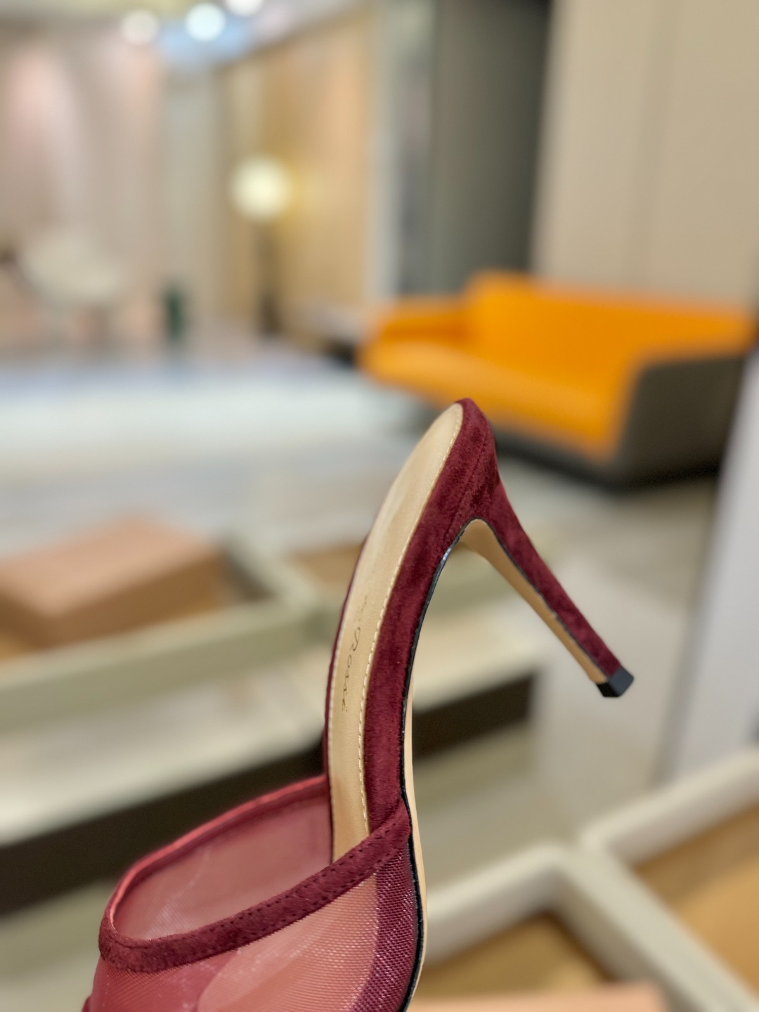 Gianvito Rossi 👠2025新款拖鞋原版开发 顶级版本 代购品质👡这双羊京搭配网高跟尖头后空