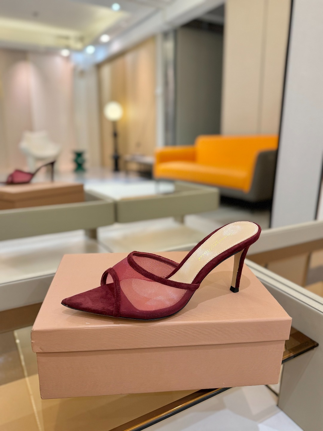 Gianvito Rossi 👠2025新款拖鞋原版开发 顶级版本 代购品质👡这双羊京搭配网高跟尖头后空