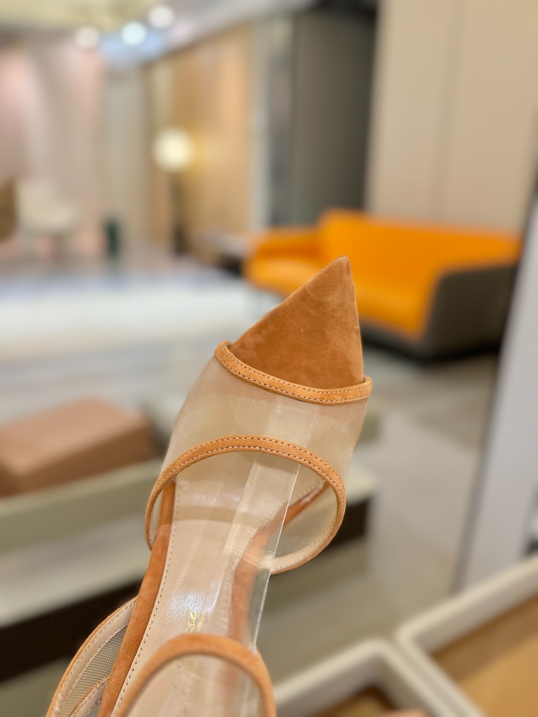 Gianvito Rossi 👠2025新款凉鞋原版开发 顶级版本 代购品质👡这双搭配网高跟尖头凉鞋,是