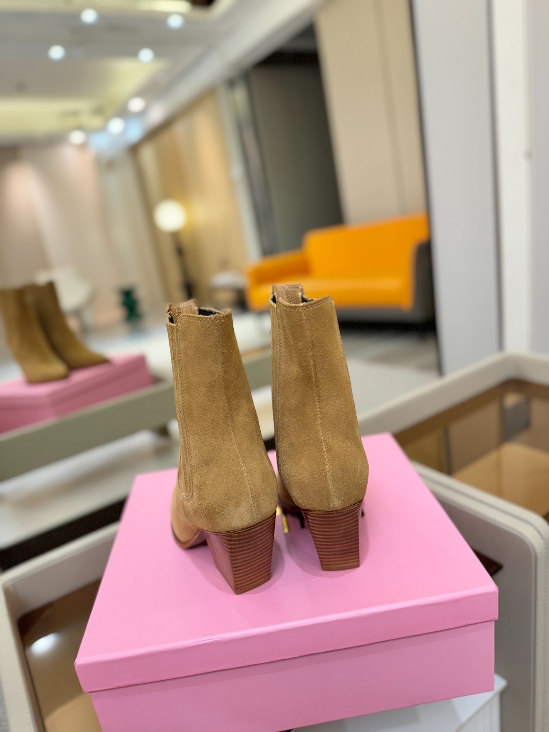 𝙋𝙖𝙧𝙞𝙨 𝙏𝙚𝙭𝙖𝙨 德州巴黎 Paris Texas ❷⓿❷❷ 𝙁𝙒 西部短战靴 ♡优雅风格，创造不