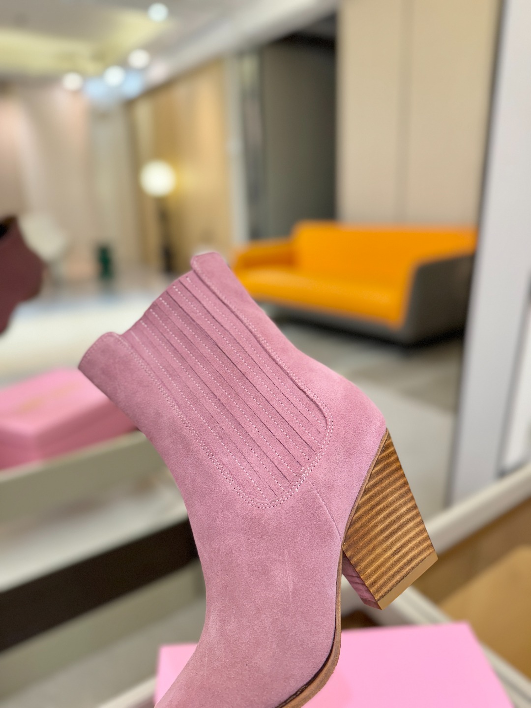 𝙋𝙖𝙧𝙞𝙨 𝙏𝙚𝙭𝙖𝙨 德州巴黎 Paris Texas ❷⓿❷❷ 𝙁𝙒 西部短战靴 ♡优雅风格，创造不