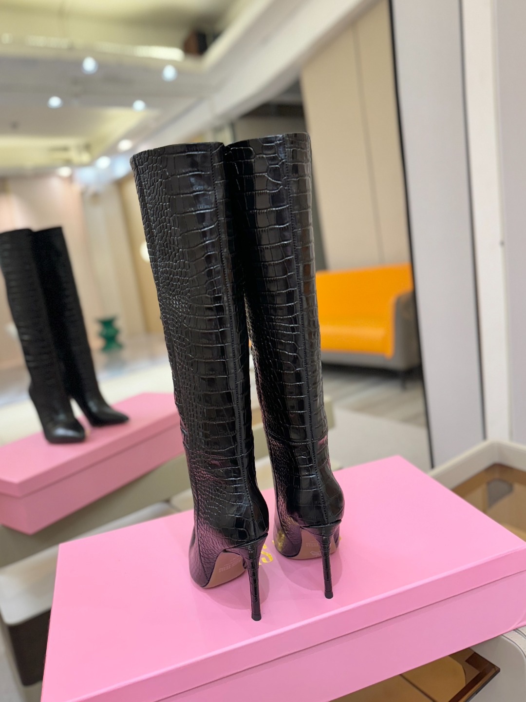 𝙋𝙖𝙧𝙞𝙨 𝙏𝙚𝙭𝙖𝙨 德州巴黎 Paris Texas 鳄鱼纹细跟长靴 ♡优雅风格，创造不一样的感觉！