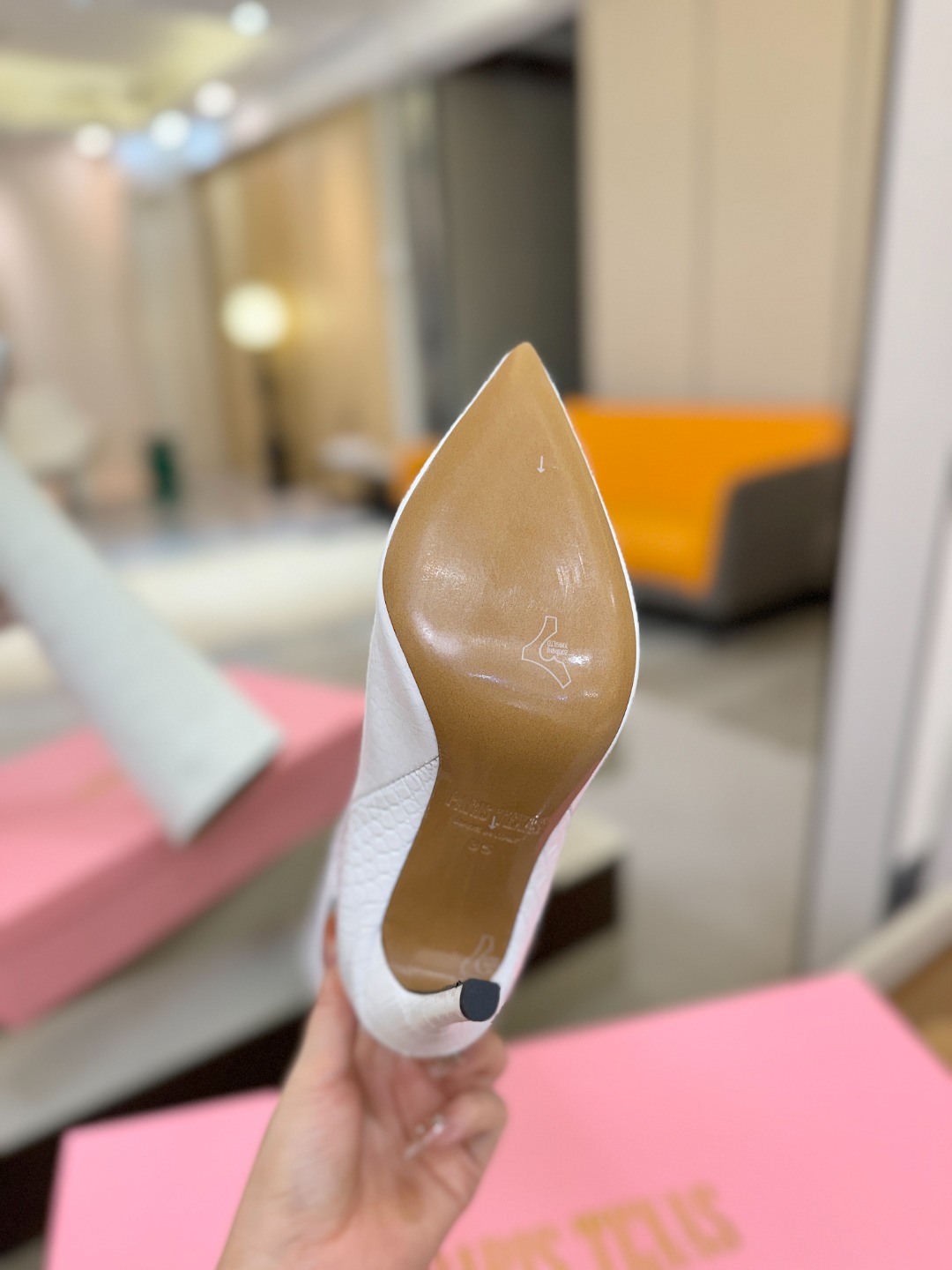 𝙋𝙖𝙧𝙞𝙨 𝙏𝙚𝙭𝙖𝙨 德州巴黎 Paris Texas 鳄鱼纹细跟长靴 ♡优雅风格，创造不一样的感觉！