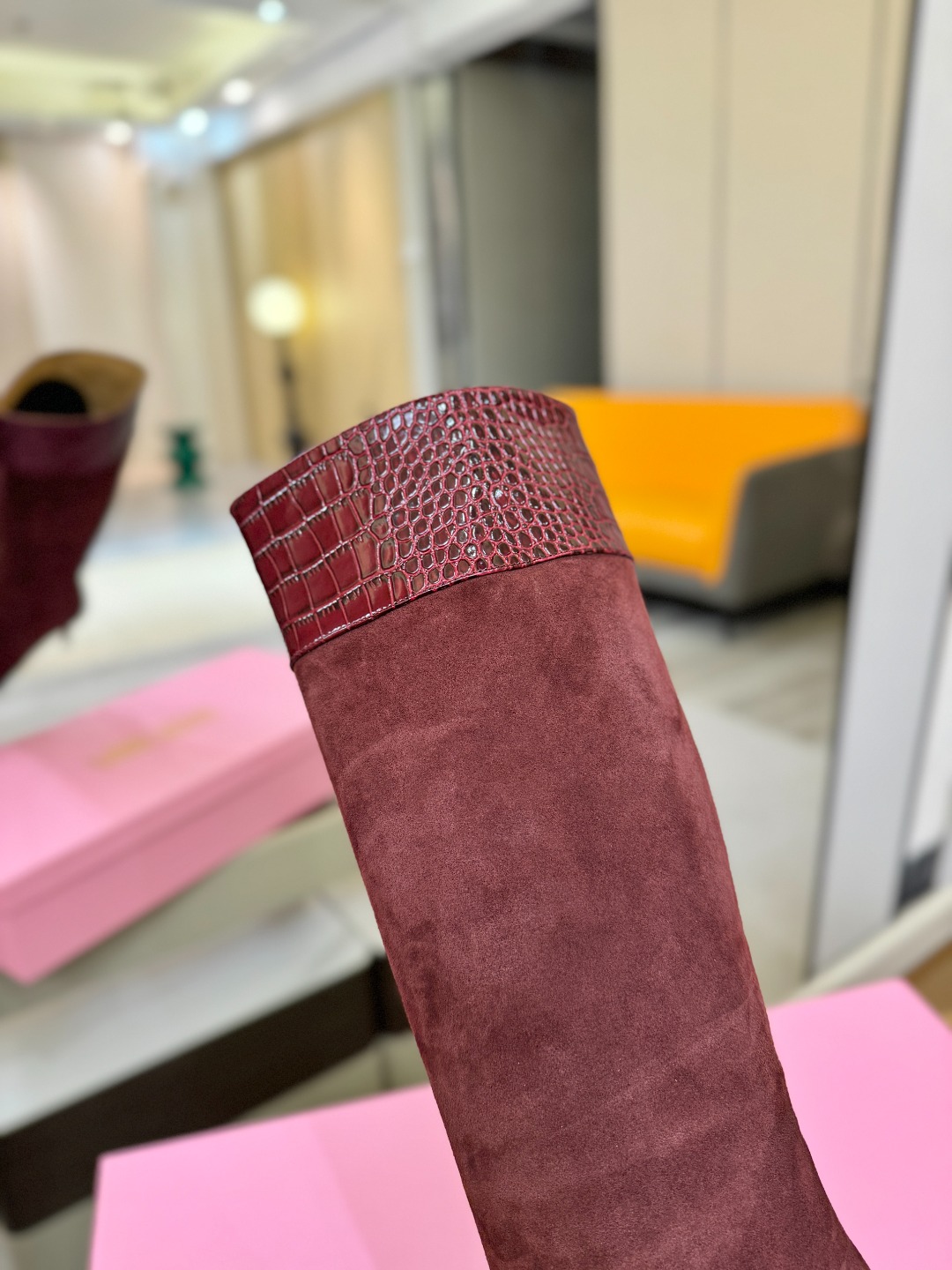 𝙋𝙖𝙧𝙞𝙨 𝙏𝙚𝙭𝙖𝙨 德州巴黎 Paris Texas 鳄鱼纹细跟长靴 ♡优雅风格，创造不一样的感觉！